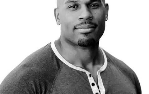 宝盈官方链接-传奇巨星复出助阵，球场注定风云激荡